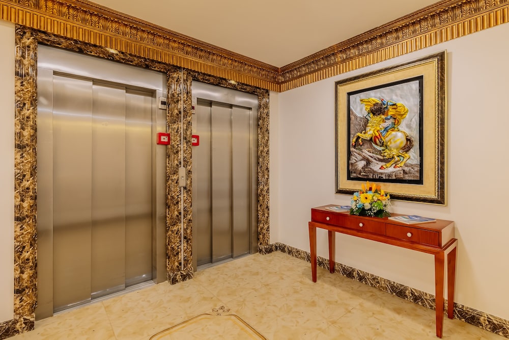 Monicca Collection Suites and Residences — Hotel building in Albufeira, Faro