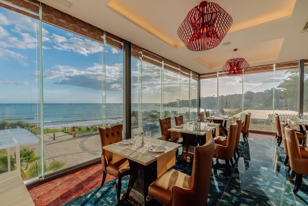 Monicca Collection Suites and Residences — Restaurant & bars in Albufeira, Faro