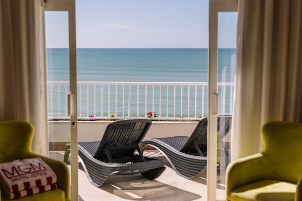 Monicca Collection Suites and Residences — Hotel rooms in Albufeira, Faro