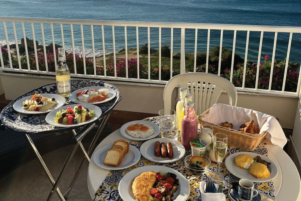 Monicca Collection Suites and Residences — Restaurant & bars in Albufeira, Faro