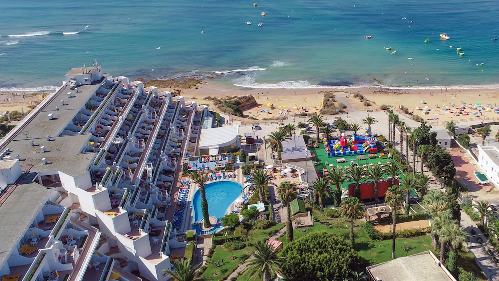 Monicca Collection Suites and Residences — Beach in Albufeira, Faro
