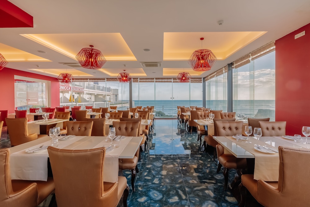 Monicca Collection Suites and Residences — Restaurant & bars in Albufeira, Faro