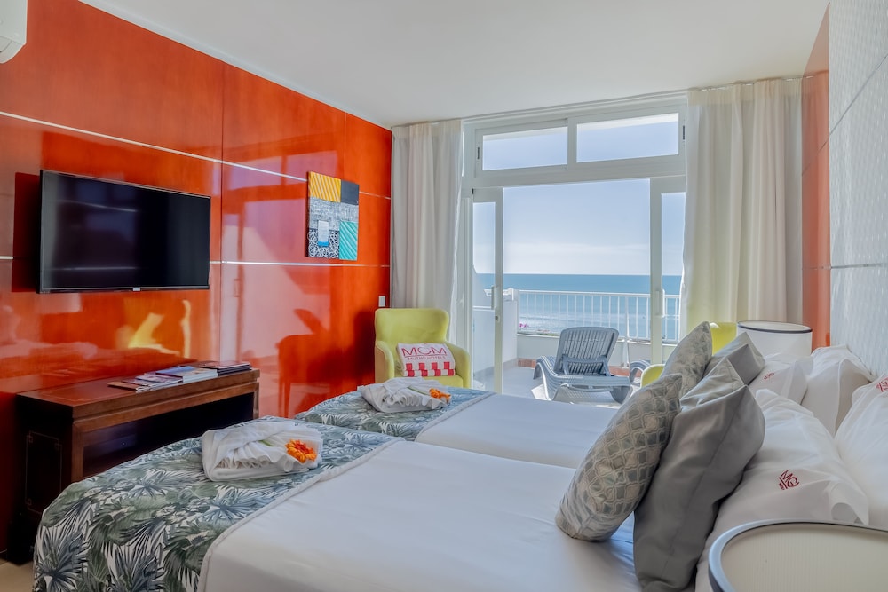 Monicca Collection Suites and Residences — Hotel rooms in Albufeira, Faro