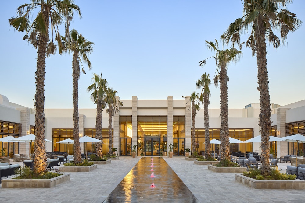 Melia Durres Albania — Hotel building in Durres, Durres
