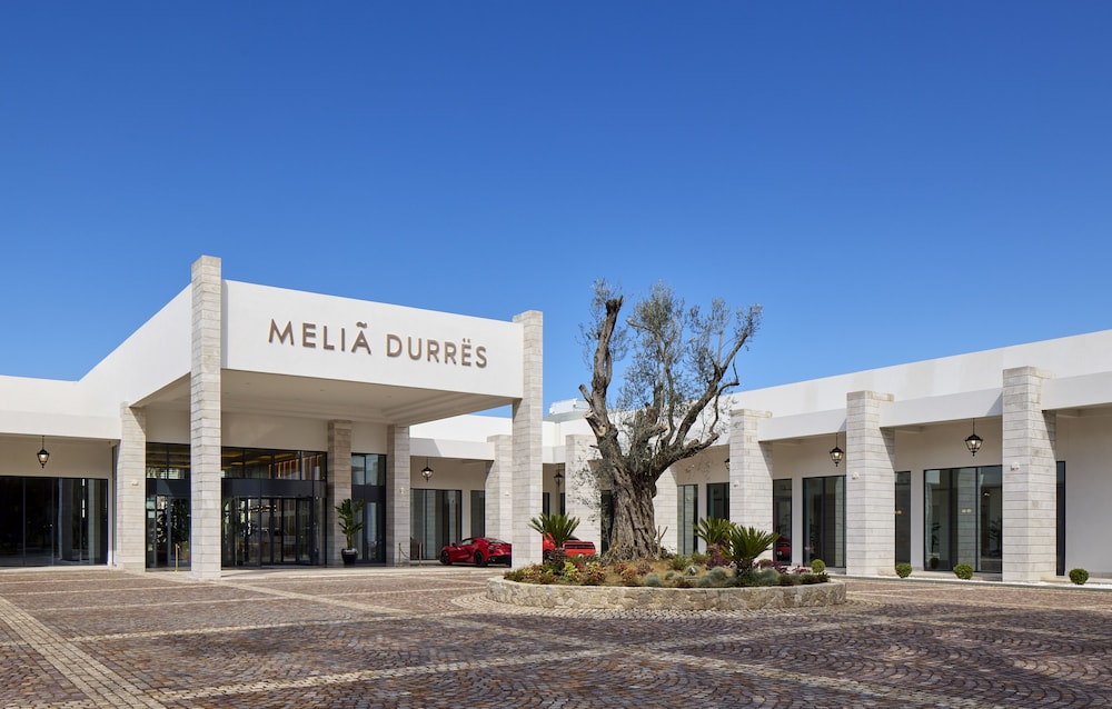 Melia Durres Albania — Hotel building in Durres, Durres