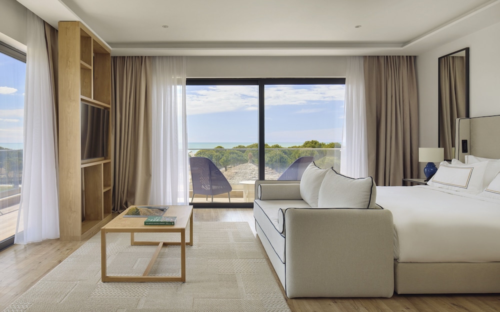 Melia Durres Albania — Hotel rooms in Durres, Durres