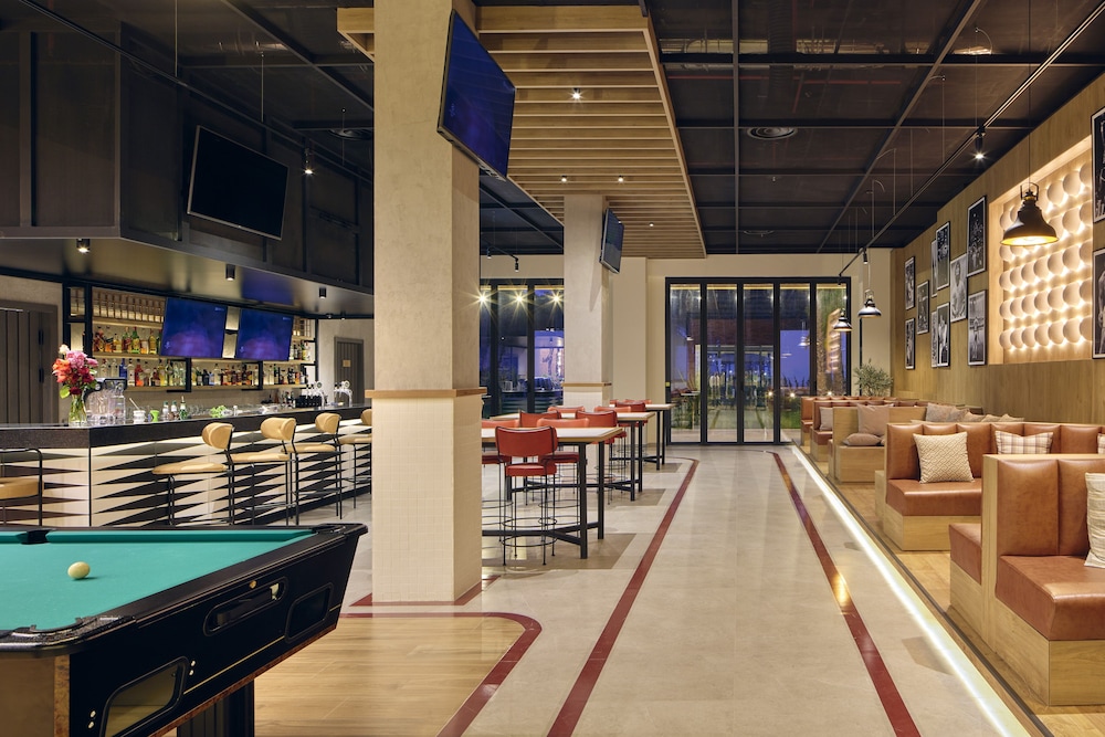 Melia Durres Albania — Restaurant & bars in Durres, Durres