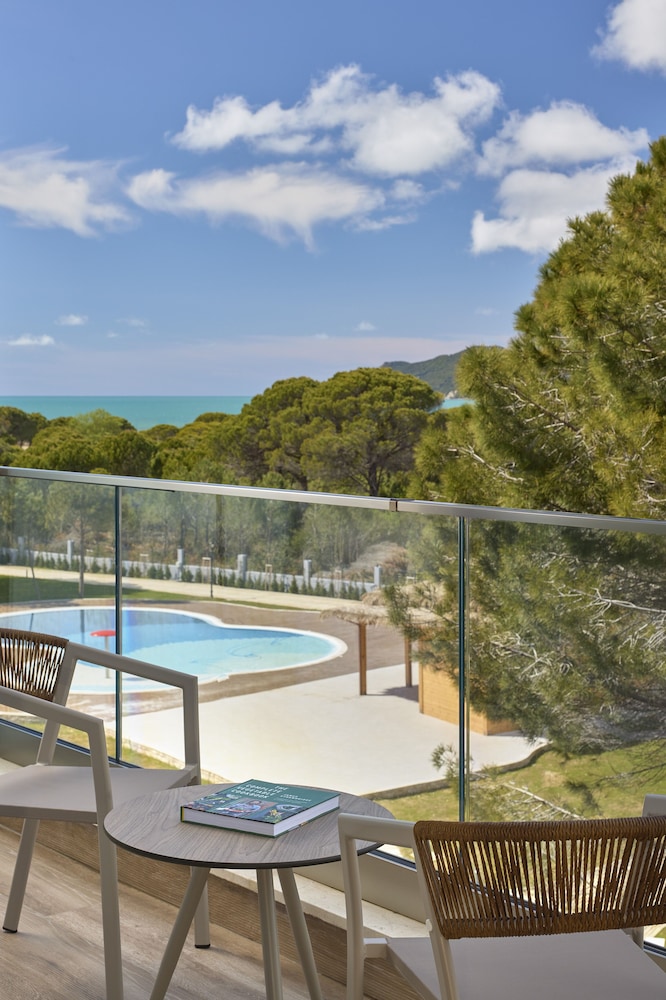 Melia Durres Albania — Swimming pool in Durres, Durres