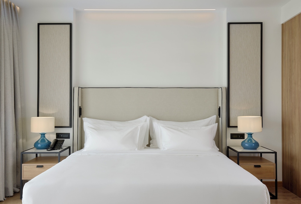 Melia Durres Albania — Hotel rooms in Durres, Durres