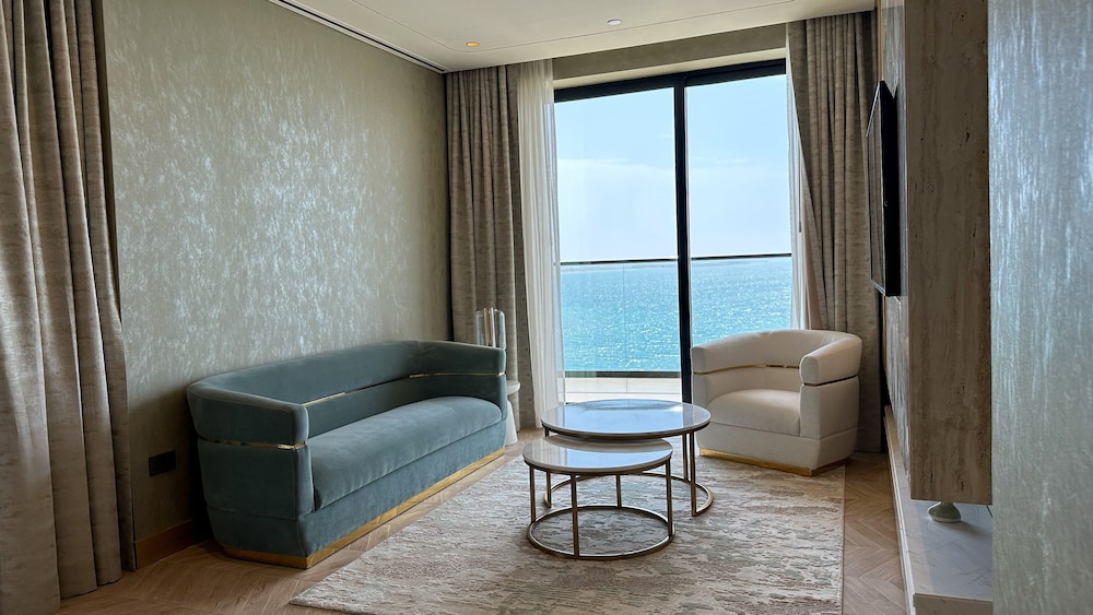 voco Monaco Dubai Heart of Europe by IHG — Hotel rooms in Dubai