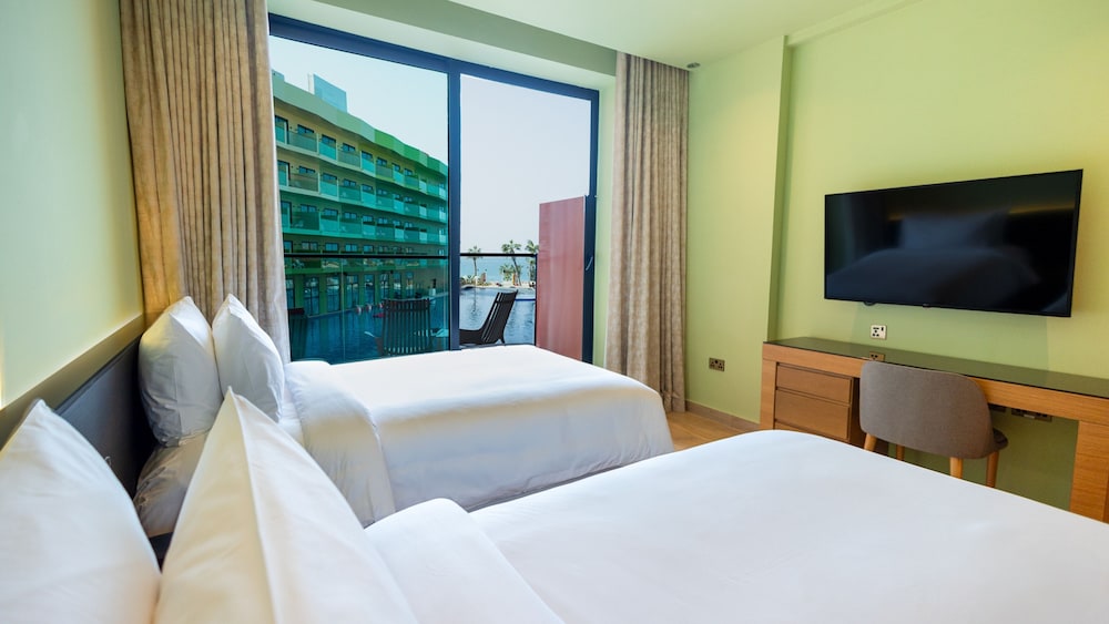 voco Monaco Dubai Heart of Europe by IHG — Hotel rooms in Dubai