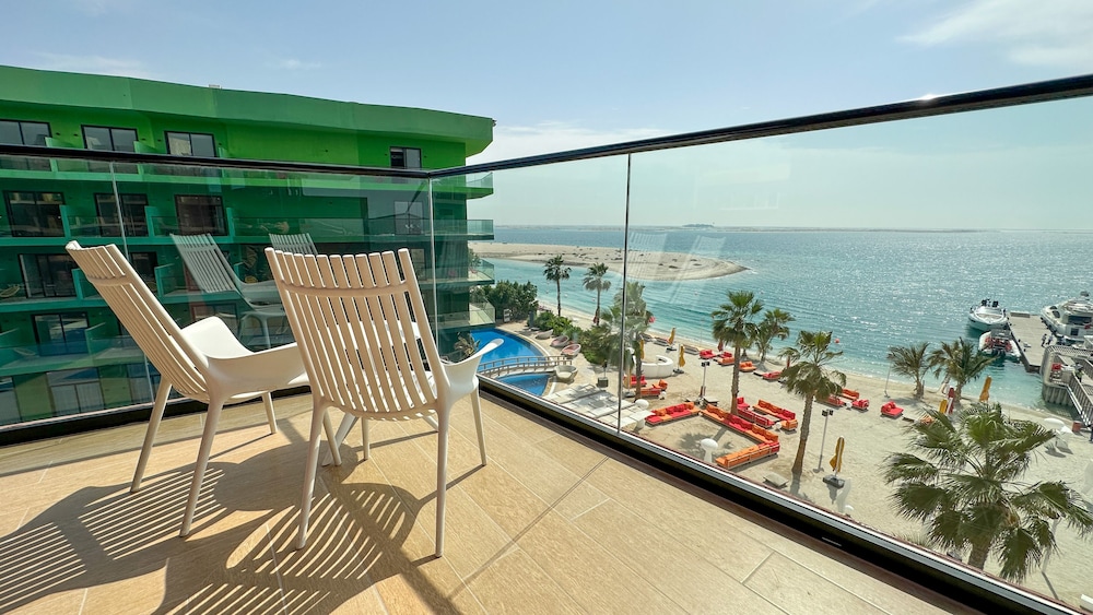 voco Monaco Dubai Heart of Europe by IHG — Beach in Dubai