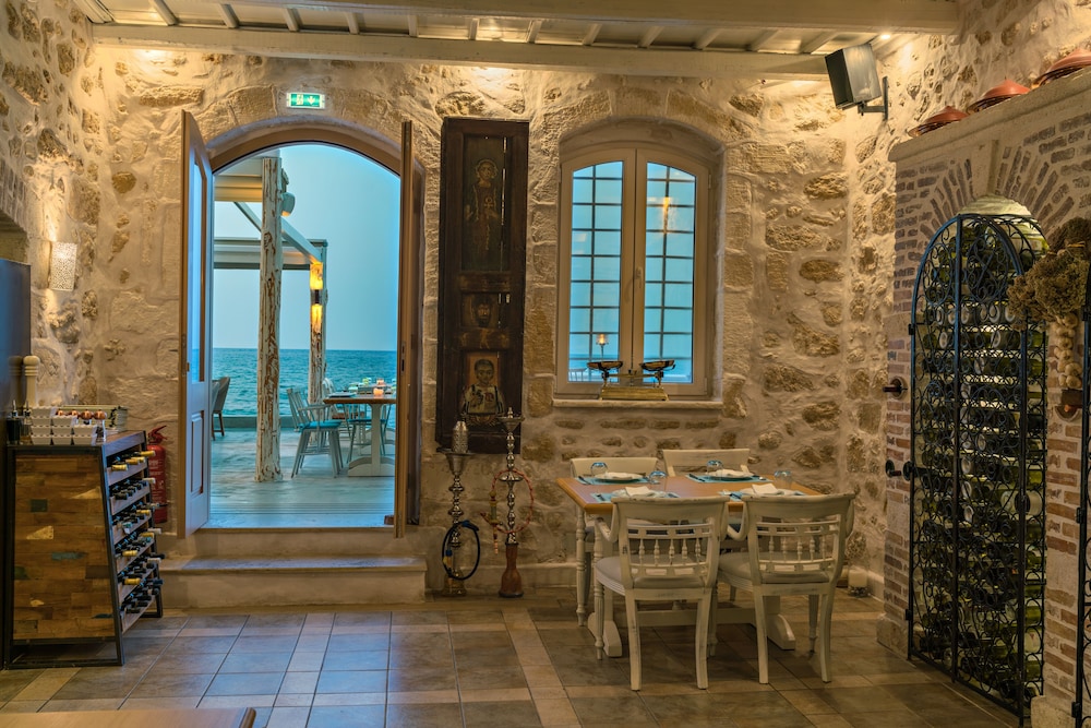 Thalassa Boutique Hotel - Adults Only — Restaurant & bars in Rethymnon