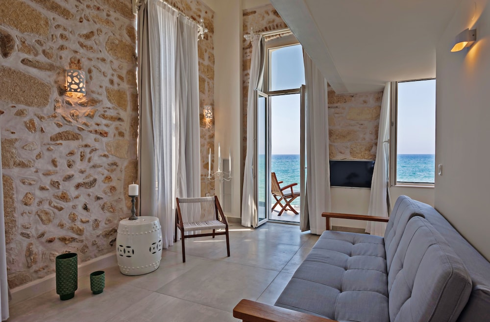 Thalassa Boutique Hotel - Adults Only — Hotel rooms in Rethymnon