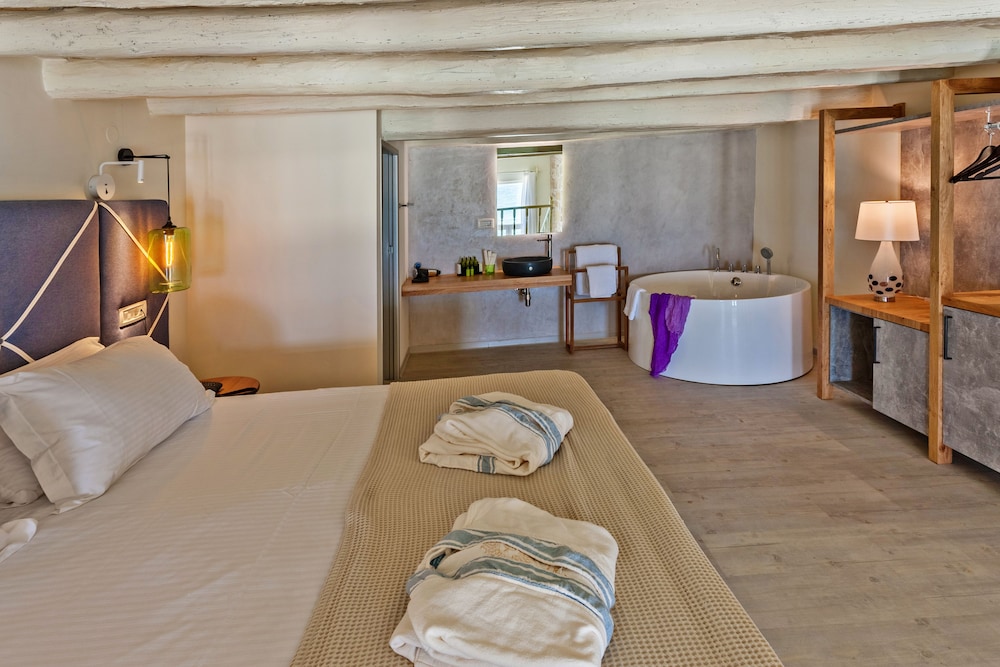 Thalassa Boutique Hotel - Adults Only — Hotel rooms in Rethymnon