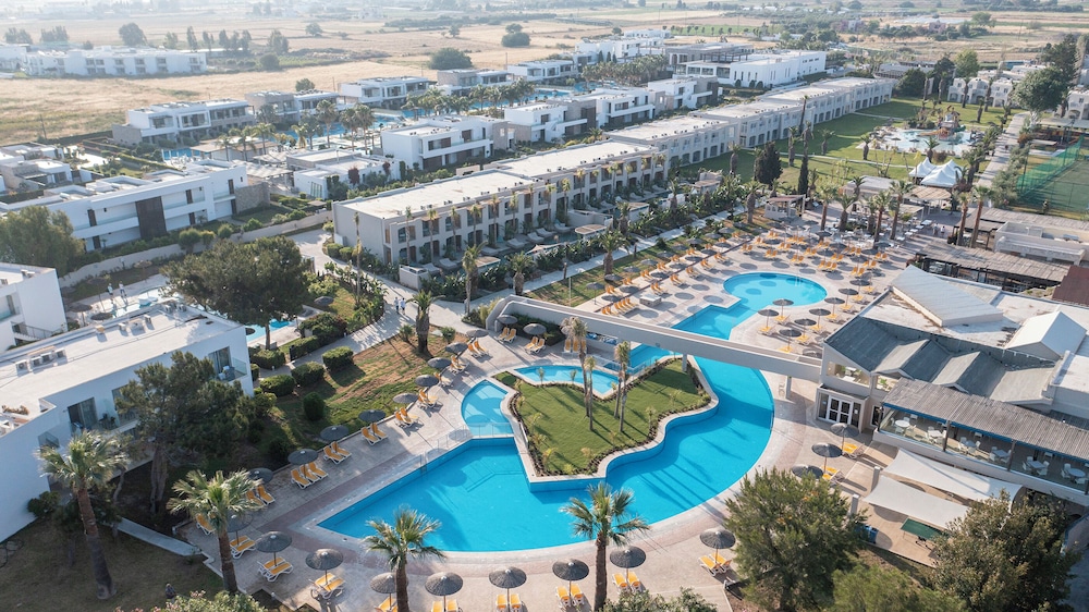 Akti Coast Club — Swimming pool in Marmari (Kos), South Aegean