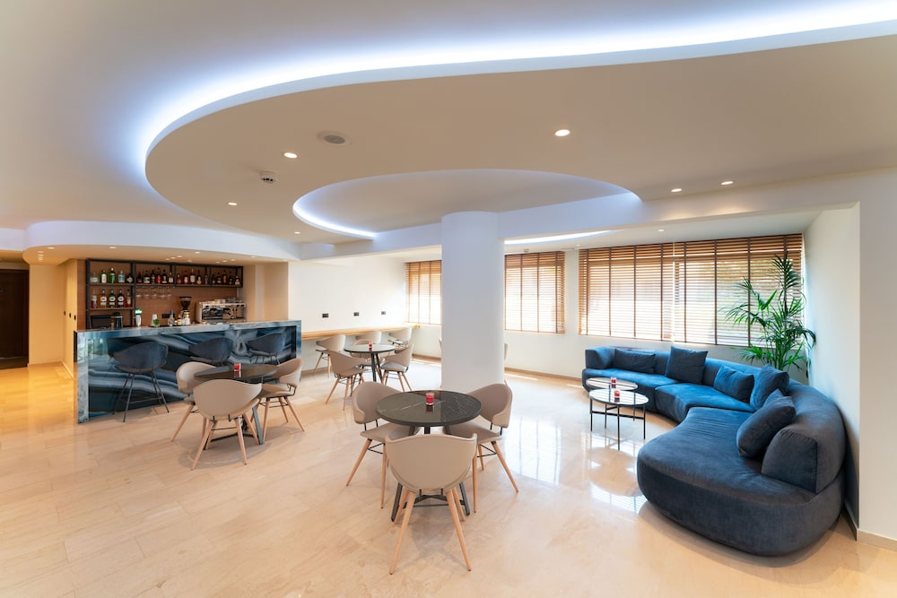 Amphitryon City Hotel — Restaurant & bars in Rhodes Town, South Aegean