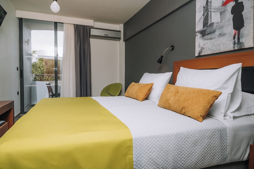 Amphitryon City Hotel — Hotel rooms in Rhodes Town, South Aegean
