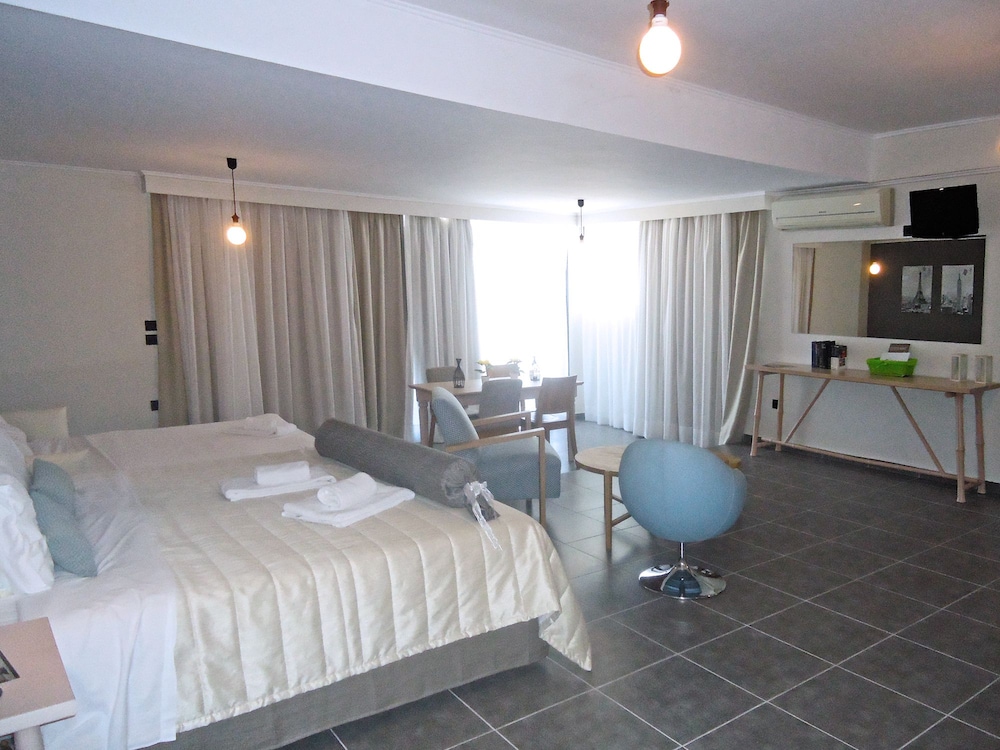 Amphitryon City Hotel — Hotel rooms in Rhodes Town, South Aegean