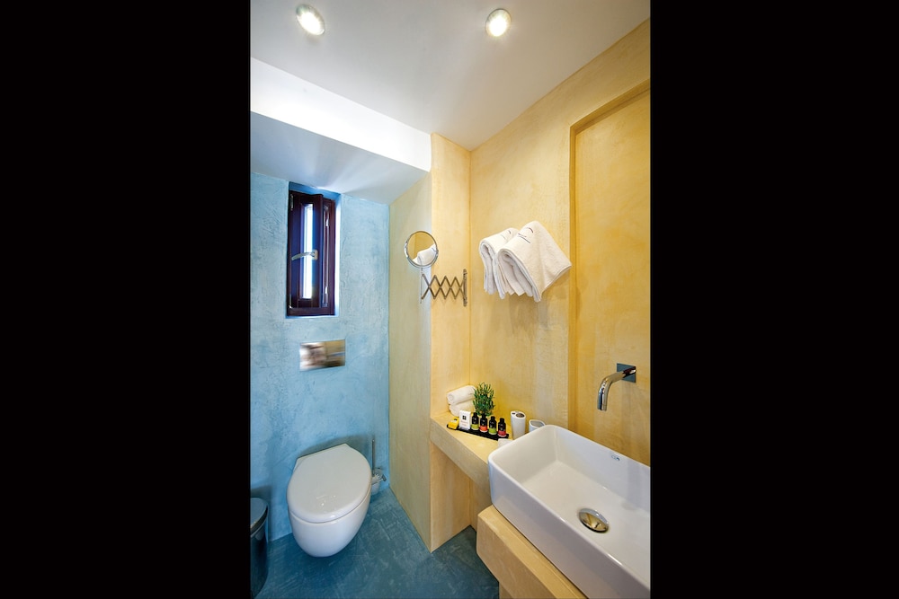 In Camera Art Boutique Hotel — Hotel rooms in Rhodes Town, South Aegean