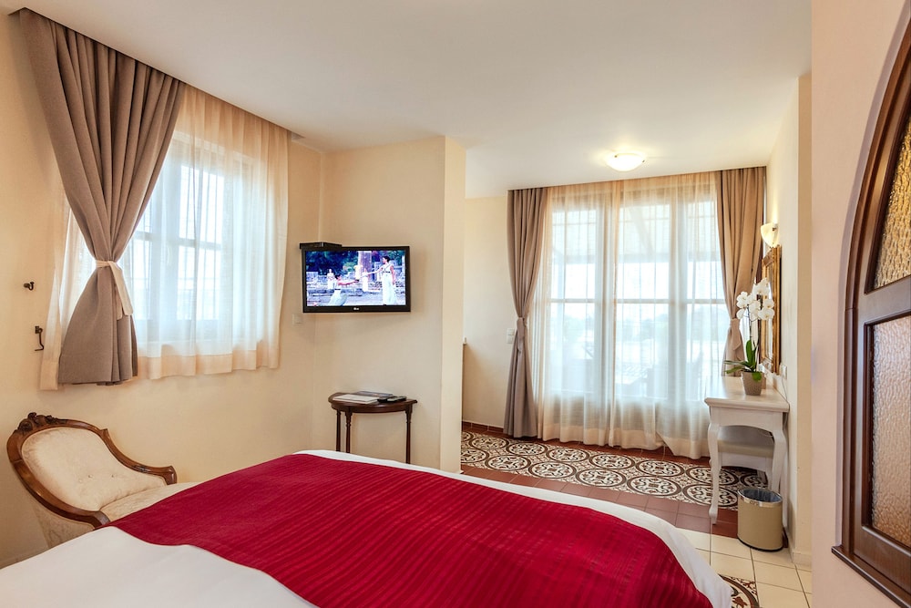 In Camera Art Boutique Hotel — Hotel rooms in Rhodes Town, South Aegean