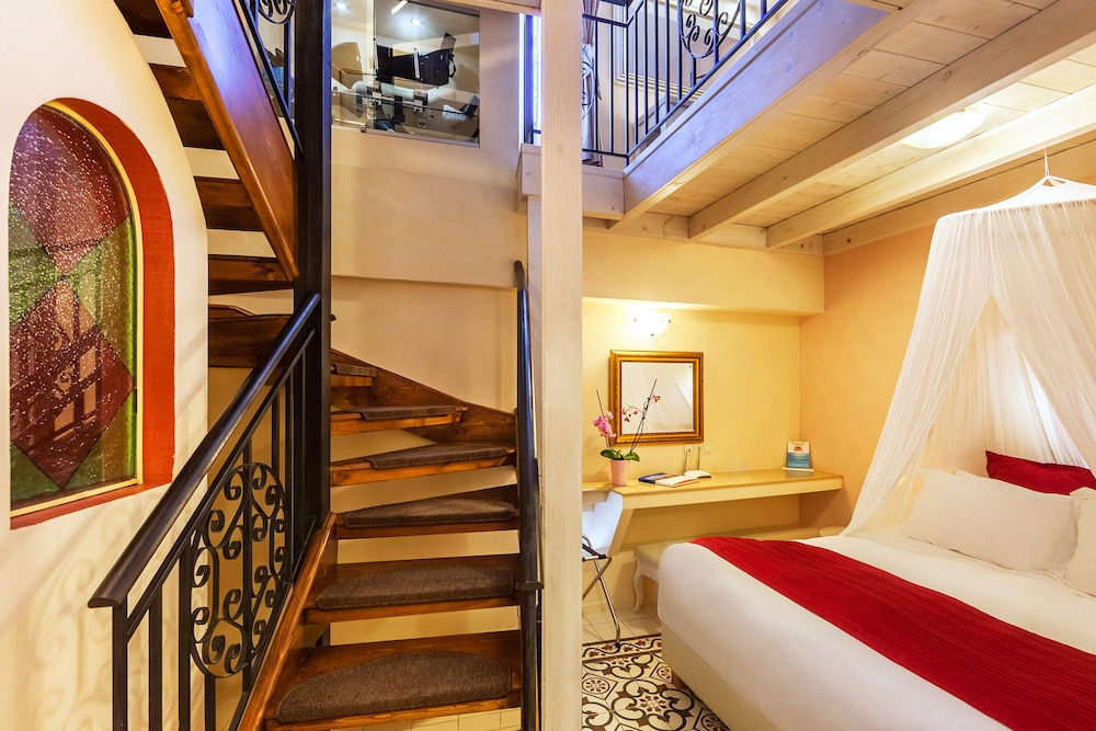 In Camera Art Boutique Hotel — Hotel rooms in Rhodes Town, South Aegean