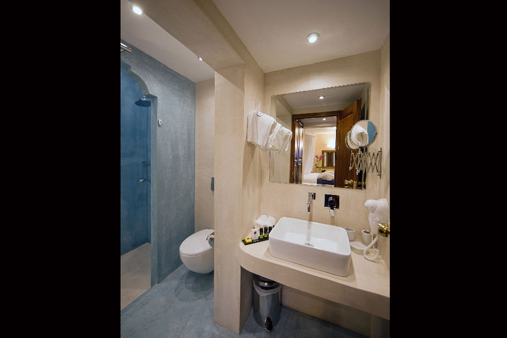 In Camera Art Boutique Hotel — Hotel rooms in Rhodes Town, South Aegean