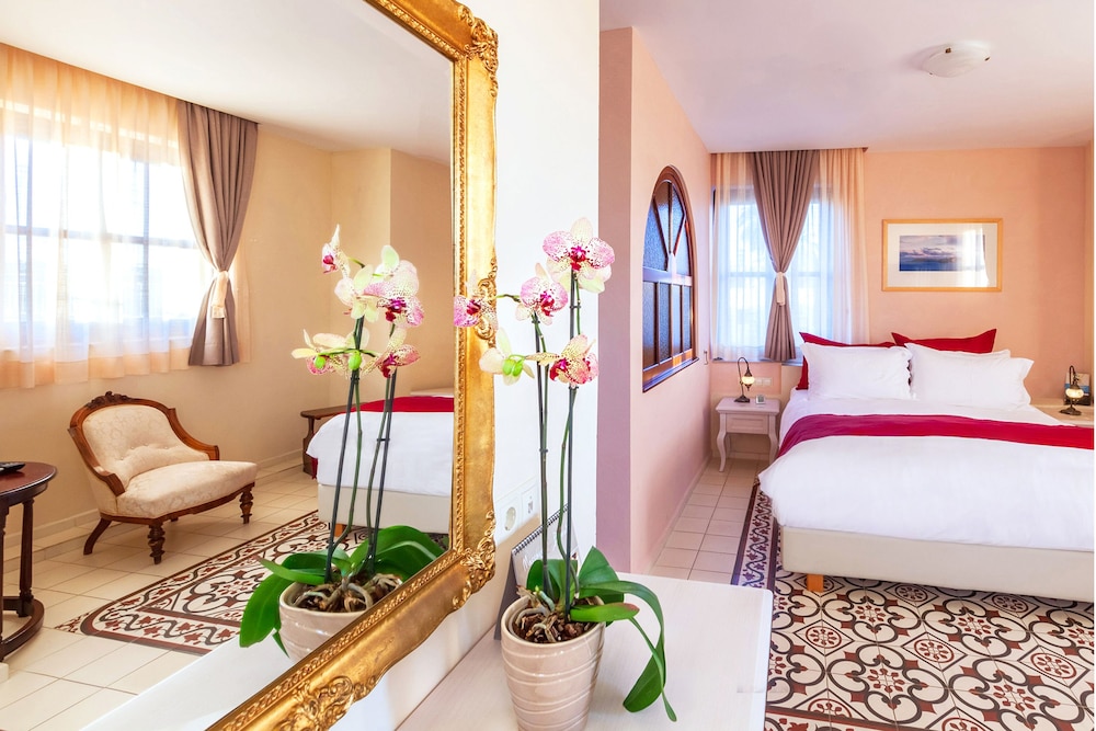 In Camera Art Boutique Hotel — Hotel rooms in Rhodes Town, South Aegean
