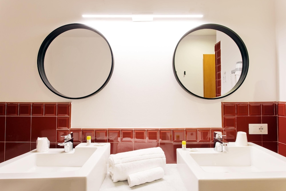 B&B Hotel Palermo Quattro Canti — Hotel rooms in Palermo, Sicily