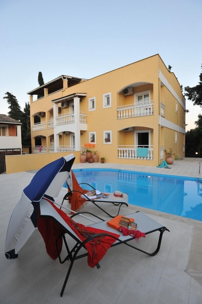 Saint Spiridon Hotel — Swimming pool in Kassopei, Ionian Islands