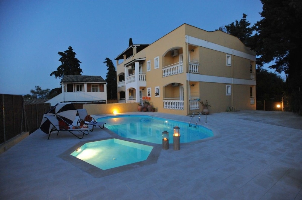 Saint Spiridon Hotel — Swimming pool in Kassopei, Ionian Islands