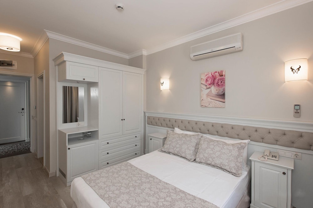 Hawaii Hotel — Hotel rooms in Marmaris, Mugla