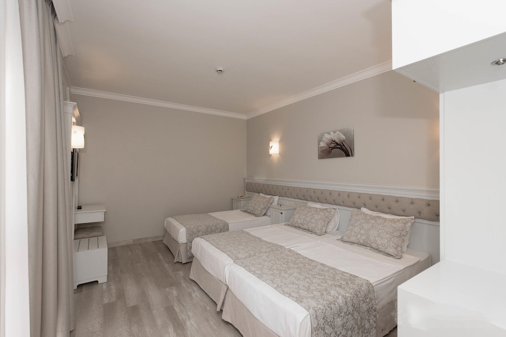 Hawaii Hotel — Hotel rooms in Marmaris, Mugla