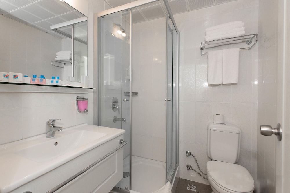 Hawaii Hotel — Hotel rooms in Marmaris, Mugla