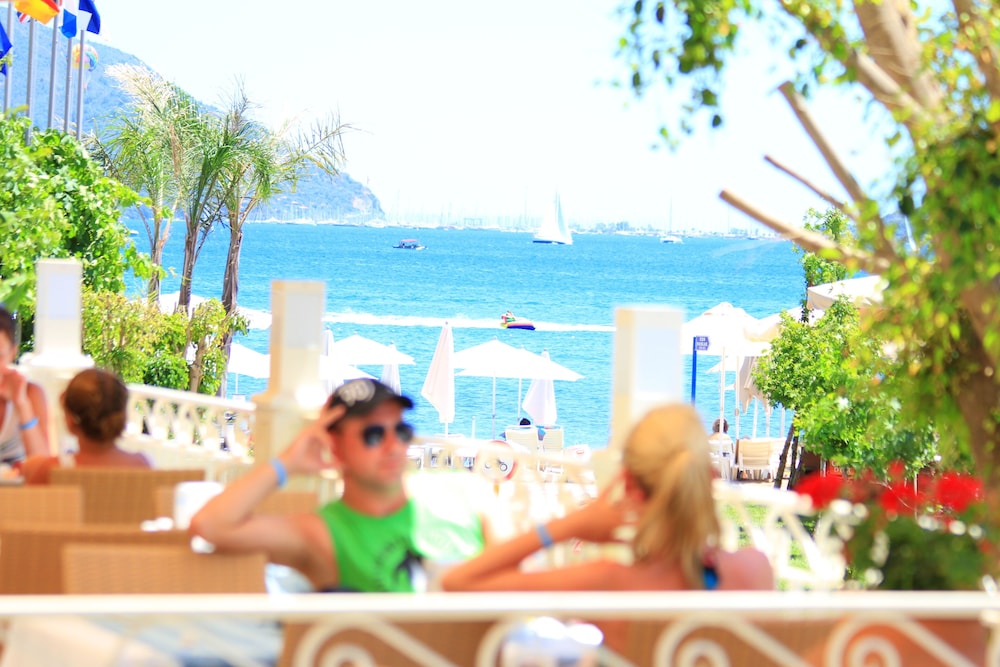 Hawaii Hotel — Beach in Marmaris, Mugla