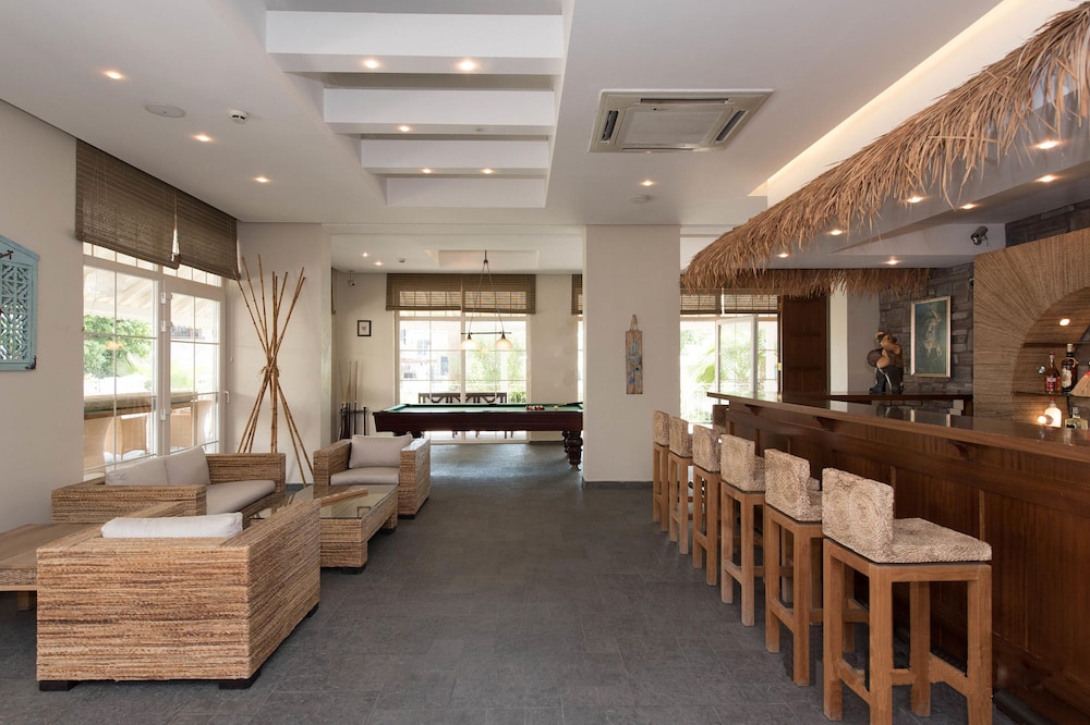 Hawaii Hotel — Restaurant & bars in Marmaris, Mugla