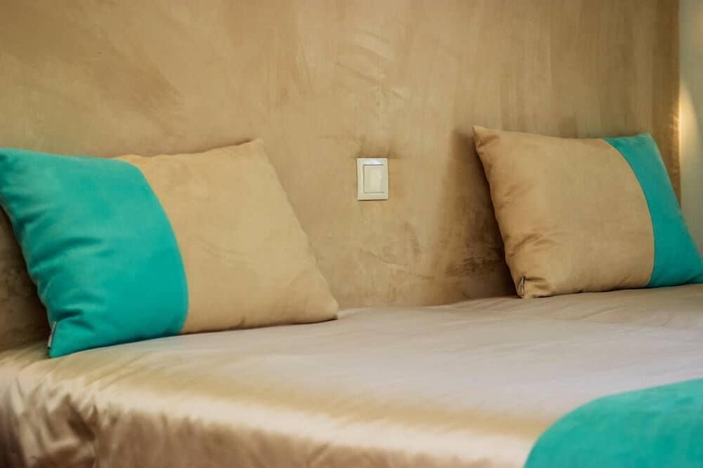 Baía Beach Hotel — Rooms in Monte Gordo, Faro