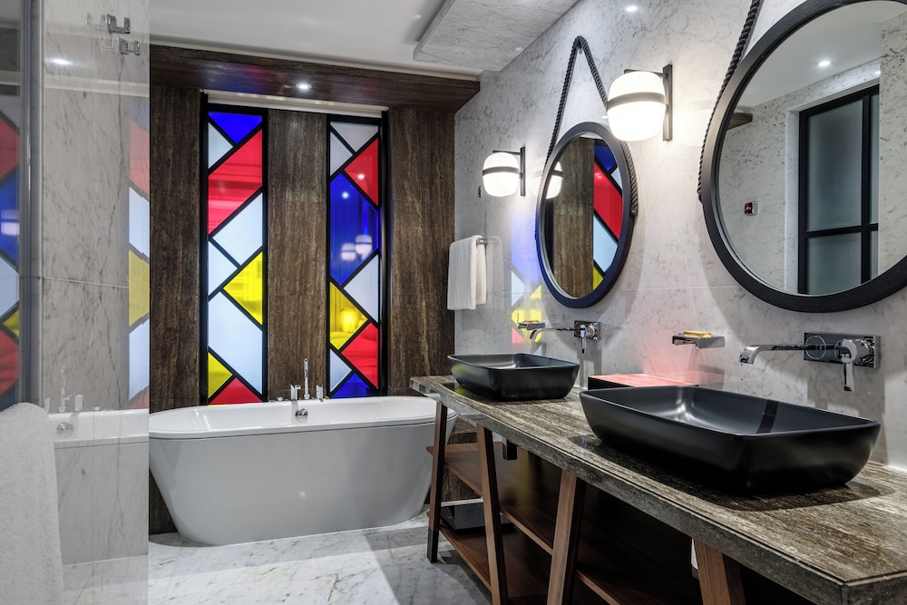 Andaz Family Suites by Hyatt - Palm Jumeirah — Hotel rooms in Dubai