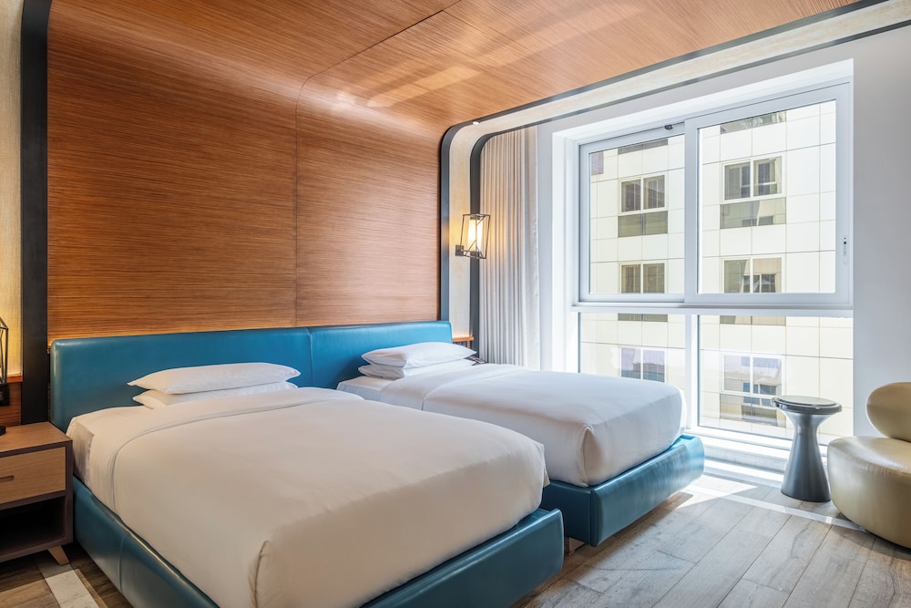 Andaz Family Suites by Hyatt - Palm Jumeirah — Hotel rooms in Dubai