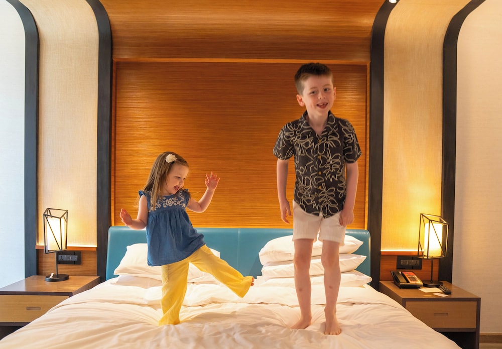 Andaz Family Suites by Hyatt - Palm Jumeirah — Hotel rooms in Dubai