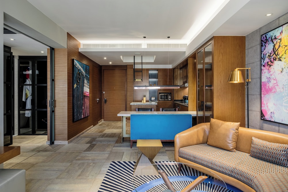 Andaz Family Suites by Hyatt - Palm Jumeirah — Hotel rooms in Dubai
