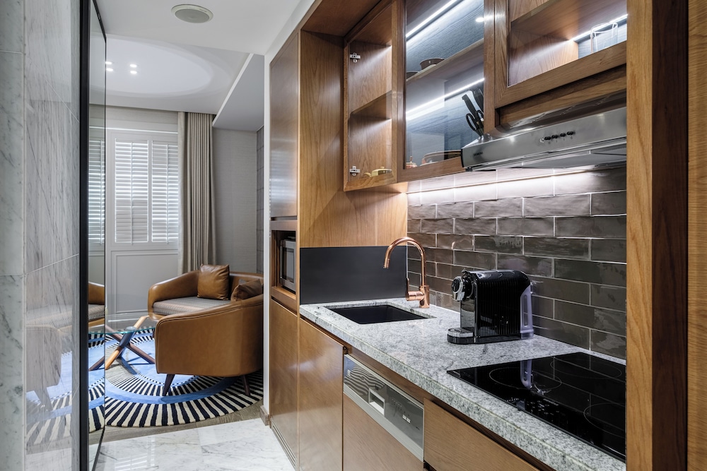 Andaz Family Suites by Hyatt - Palm Jumeirah — Hotel rooms in Dubai