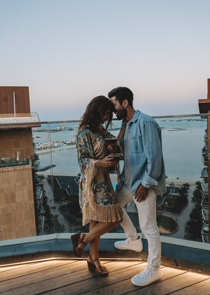 Andaz Family Suites by Hyatt - Palm Jumeirah — Restaurant & bars in Dubai