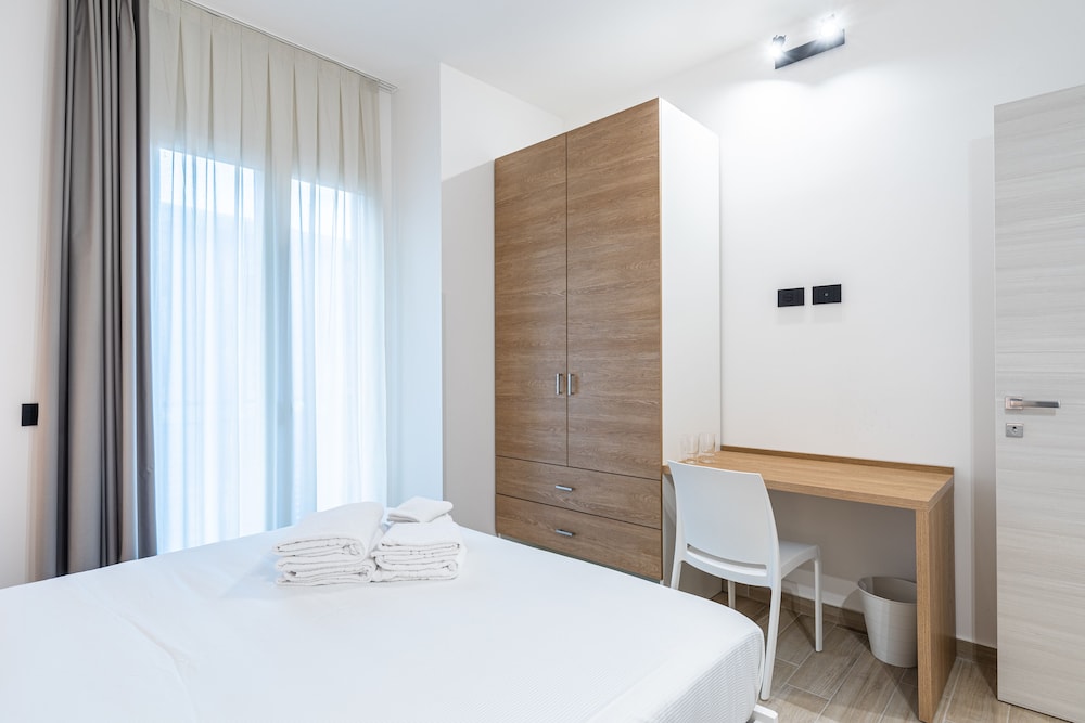 Multisuite Palermo — Hotel rooms in Palermo, Sicily
