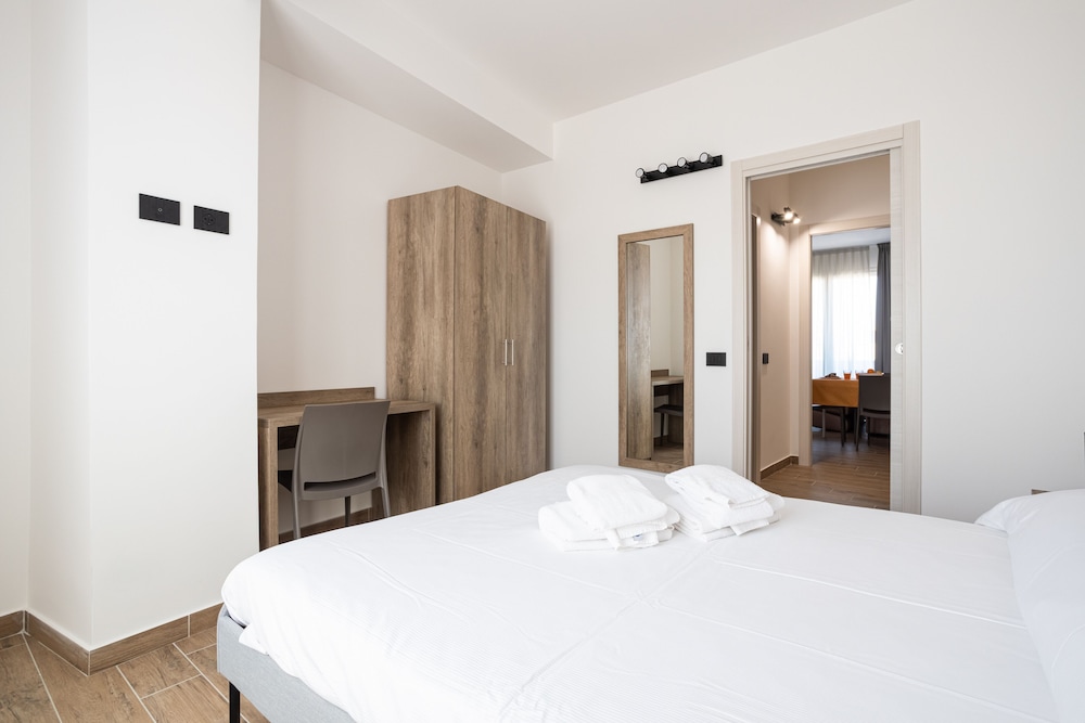 Multisuite Palermo — Hotel rooms in Palermo, Sicily
