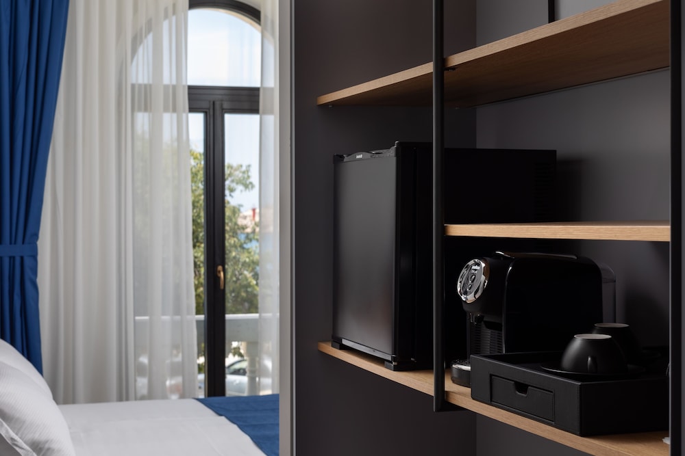Heritage Hotel Porin — Hotel rooms in Makarska, Split-Dalmatia