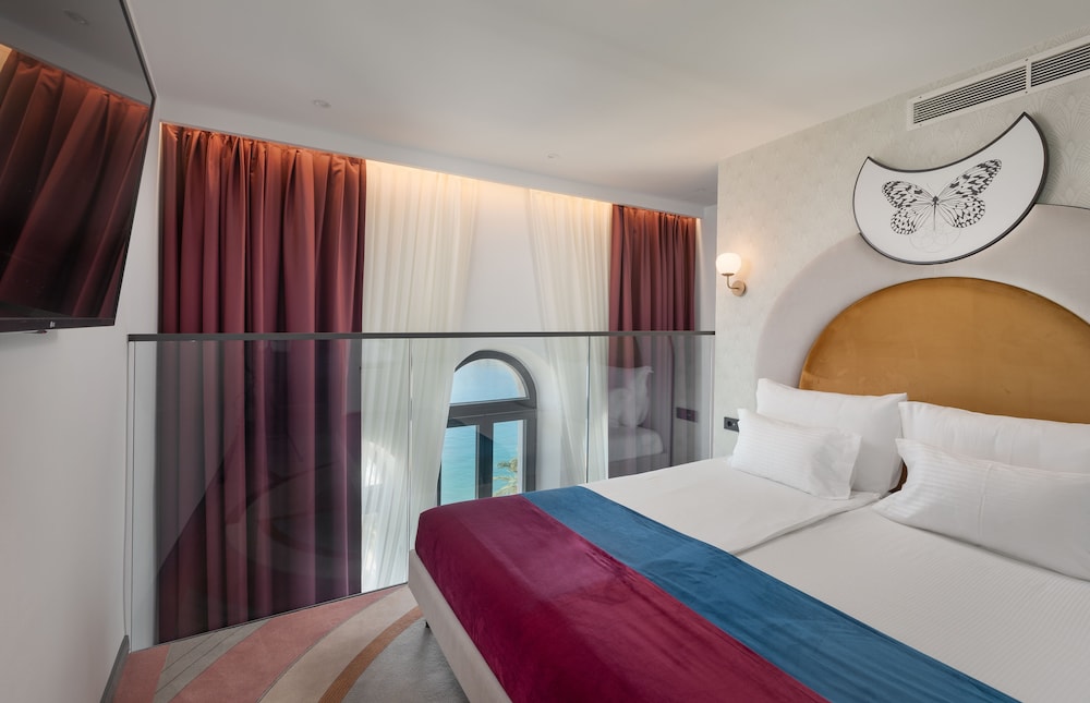 Heritage Hotel Porin — Hotel rooms in Makarska, Split-Dalmatia