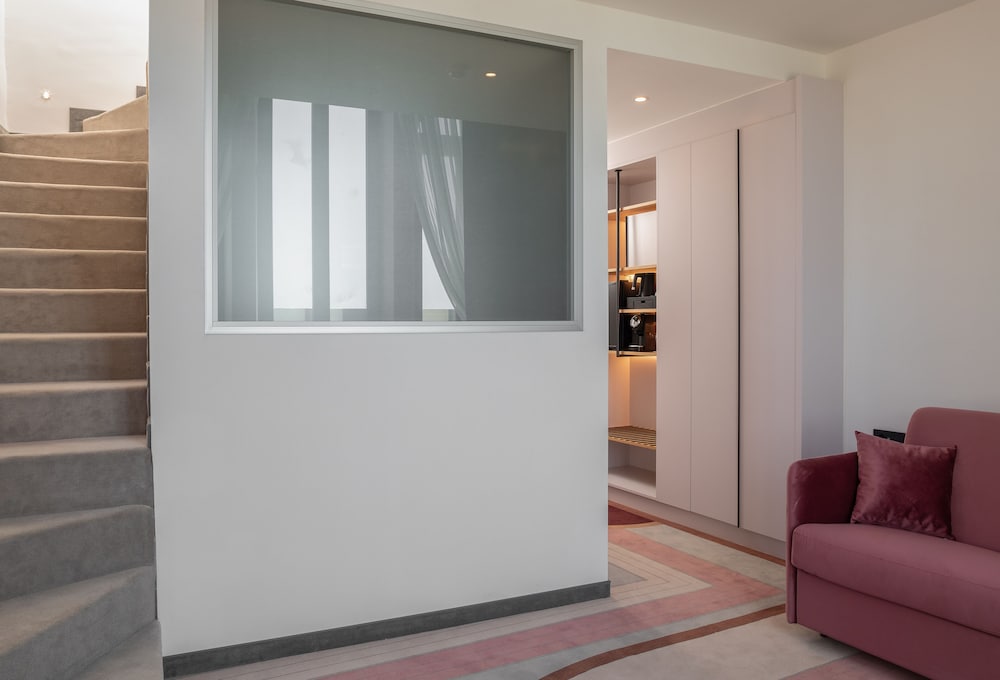 Heritage Hotel Porin — Hotel rooms in Makarska, Split-Dalmatia