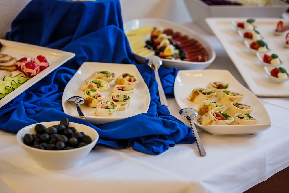 Hotel Medena — Restaurant & bars in Seget Donji, Split-Dalmatia
