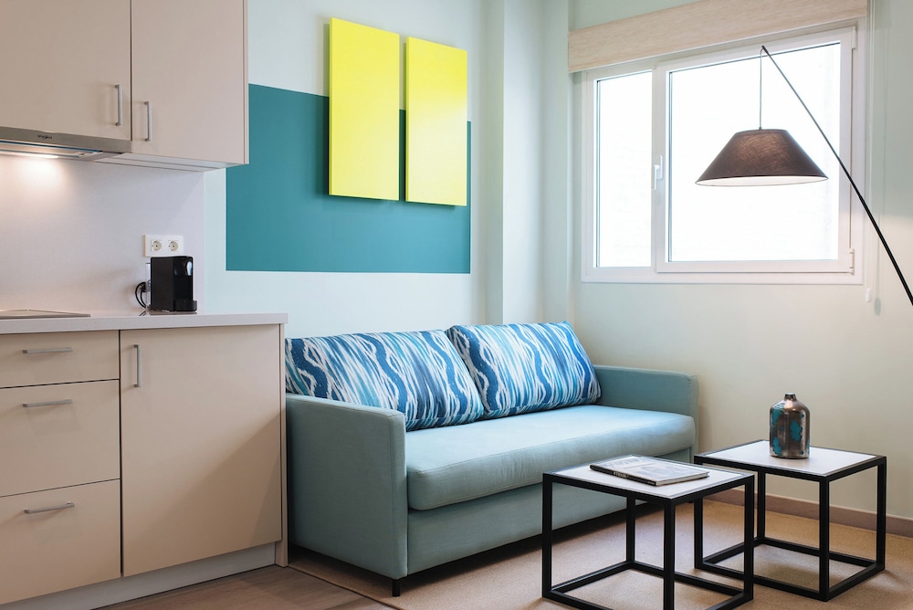 Sercotel Sevilla Guadalquivir Suites — Hotel rooms in Seville, Andalusia